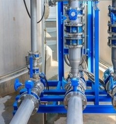 Colectores con válvulas instalados en planta